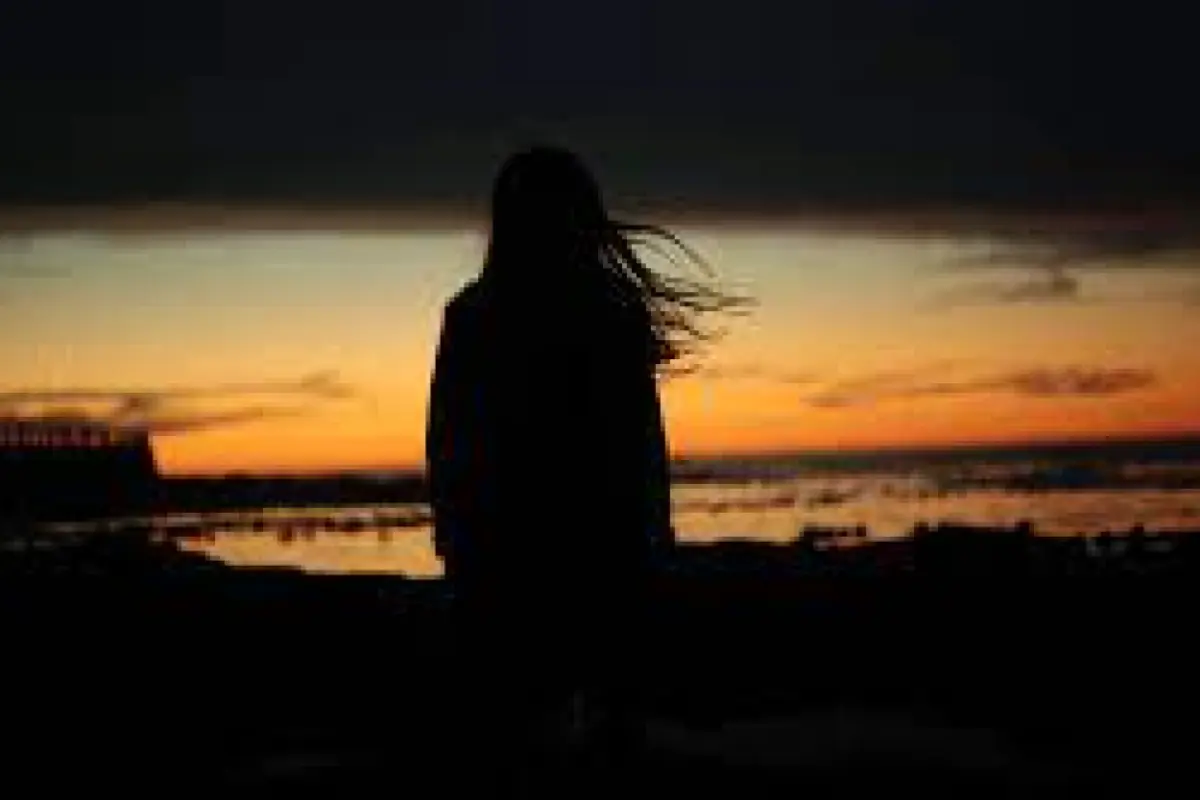 Görüntüləri yayılan məktəbli özünə qəsd etdi - İddia 