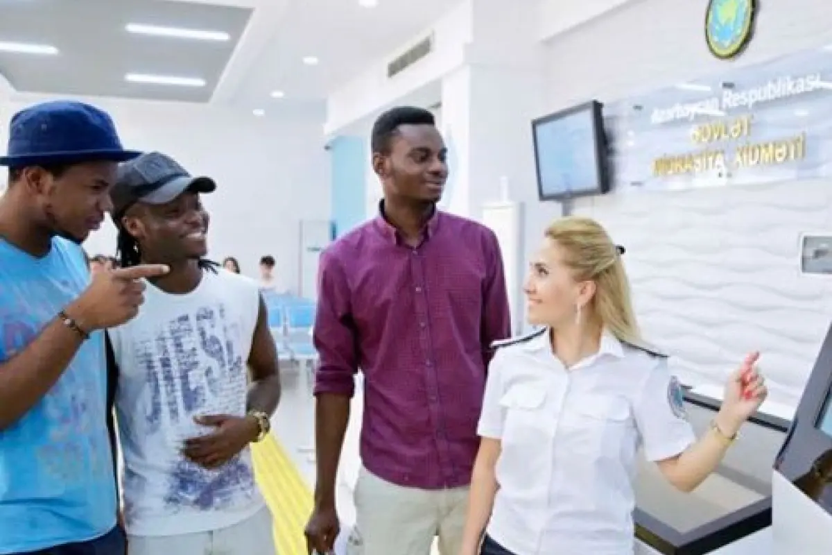 Azərbaycanda rekord: Əcnəbi işçilərin sayı sürətlə artır