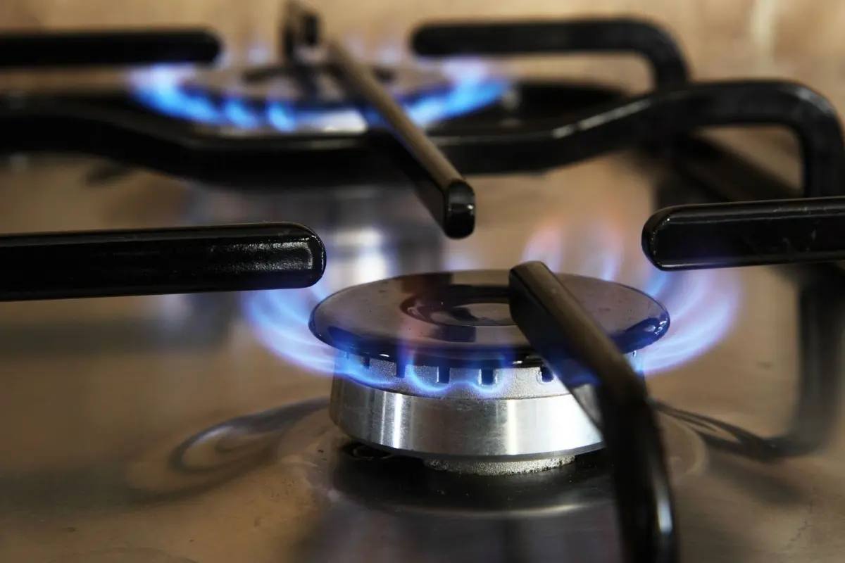 Ər-arvad dəm qazından boğularaq öldü