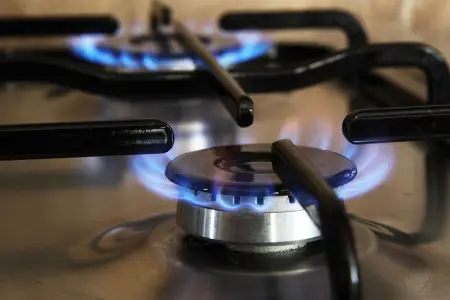 Ər-arvad dəm qazından boğularaq öldü