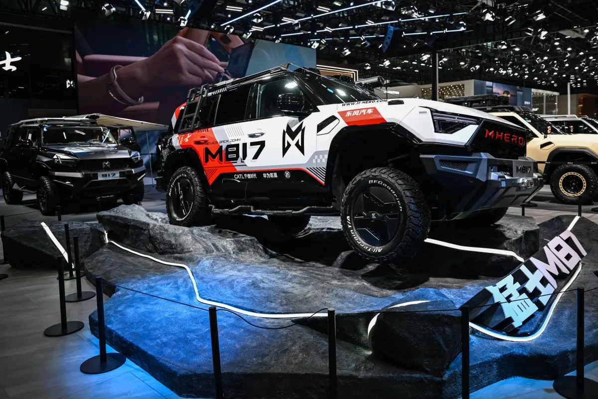 Çində beynəlxalq sərgi: lüks avtomobillər nümayiş olundu – Fotolar