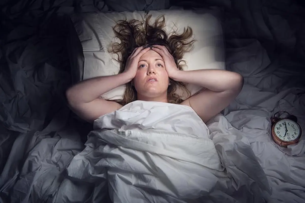 7 saat yatmayanlarda ürək riski artır - 3 nəfərdən birində bu problem var  