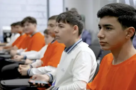 Azərbaycanda məktəblilərin hazırladığı peyk kosmosa göndərildi 