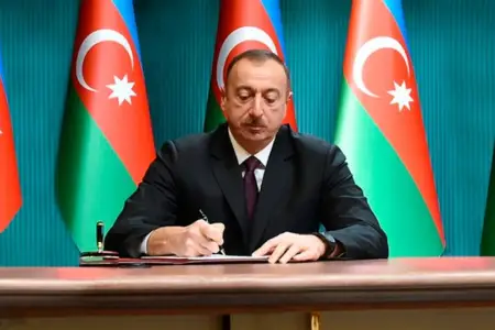 Prezident Sərəncam imzaladı 
