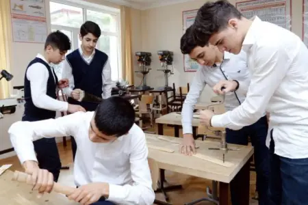 Peşə təhsilində böyük yenilik: 21 müəssisə tikiləcək