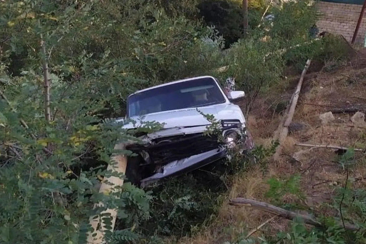 Göygöldə maşın aşdı - Ölən var