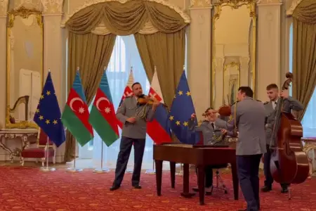 Slovakiyada “Qurban olum, Azərbaycan” səsləndi - Video 