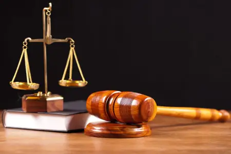 Bakıda 15 yaşlı qızla evlənmiş şəxs onu öldürmək istədi