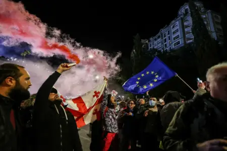 Gürcüstanda aksiyalarla bağlı sərt tələblər qüvvəyə minib