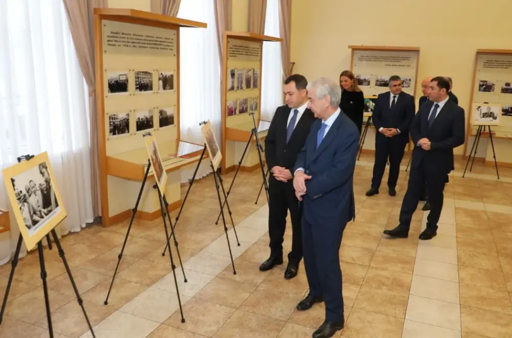 YAP Nizami rayon təşkilatı Ulu Öndərə həsr olunmuş tədbir keçirib - Foto