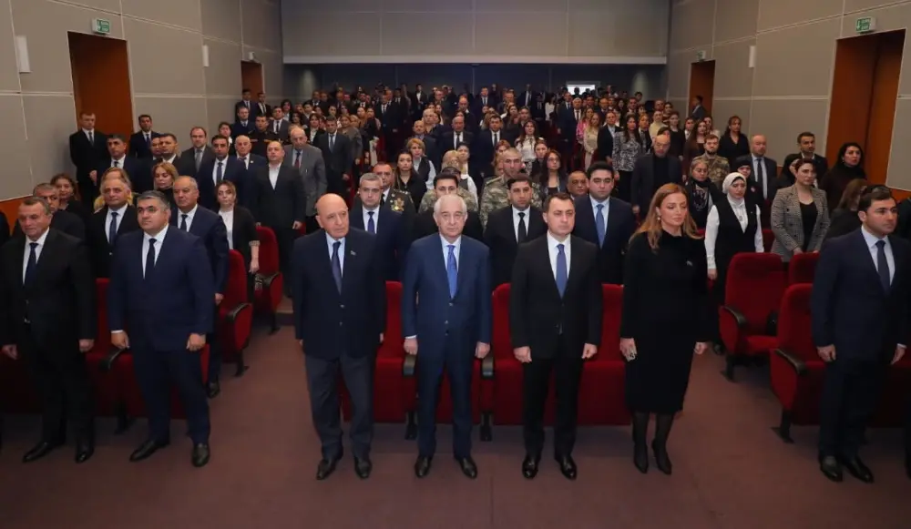 YAP Nizami rayon təşkilatı Ulu Öndərə həsr olunmuş tədbir keçirib - Foto