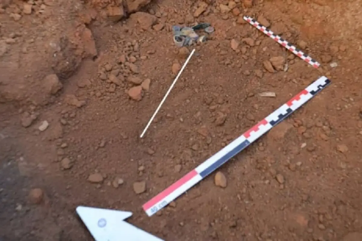 1800 ildən sonra nəhəng xəzinə üzə çıxdı: Hər bir əşya sərvət dəyərindədir