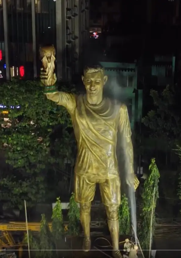 Messi üçün 20 metrlik nəhəng heykəl ucaldılacaq - Foto 