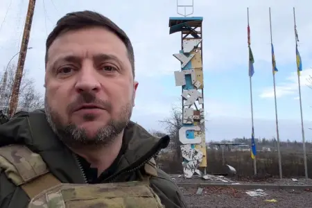 Zelenski Rusiyanın "almışıq" dediyi şəhərə getdi