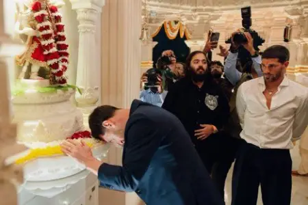 Lionel Messi hindu tanrısı Hanumana dua etdi - Foto 