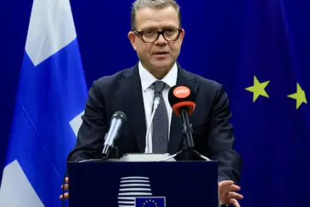 Finlandiya hökuməti qalmaqal içində: Baş nazir Asiya ölkələrindən üzr istədi