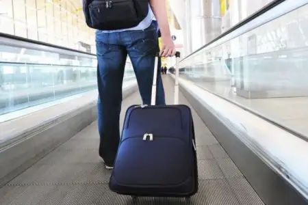 34 azərbaycanlı Almaniyadan geri qaytarıldı