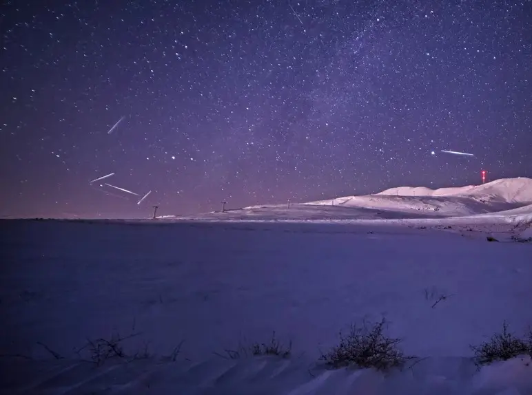 Meteor yağışı belə görüntüləndi - Fotolar