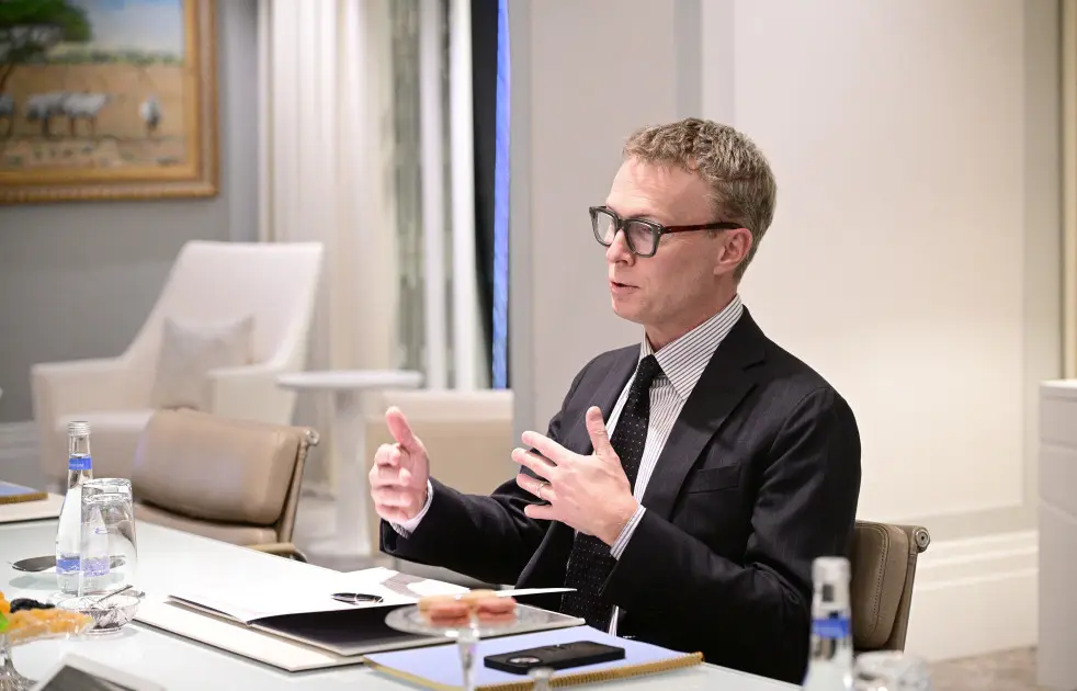 Leyla Əliyeva  Robb Butler ilə görüşdü