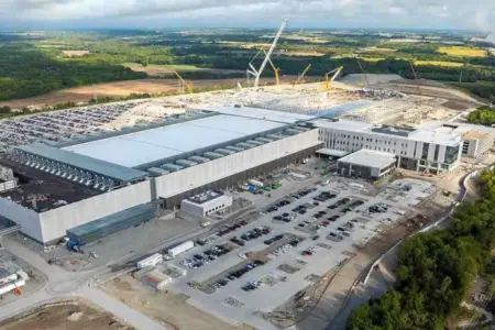 Nəhəng şirkət kütləvi şəkildə işçilərini ixtisar edəcək