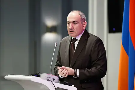 Paşinyan da Rusiyaya gedir