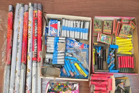 Pirotexniki vasitələr satan 4 nəfər saxlanıldı