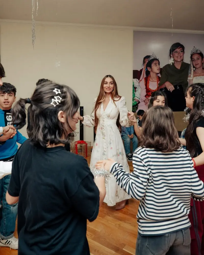 Arzu Əliyeva uşaq evini ziyarət etdi - Foto