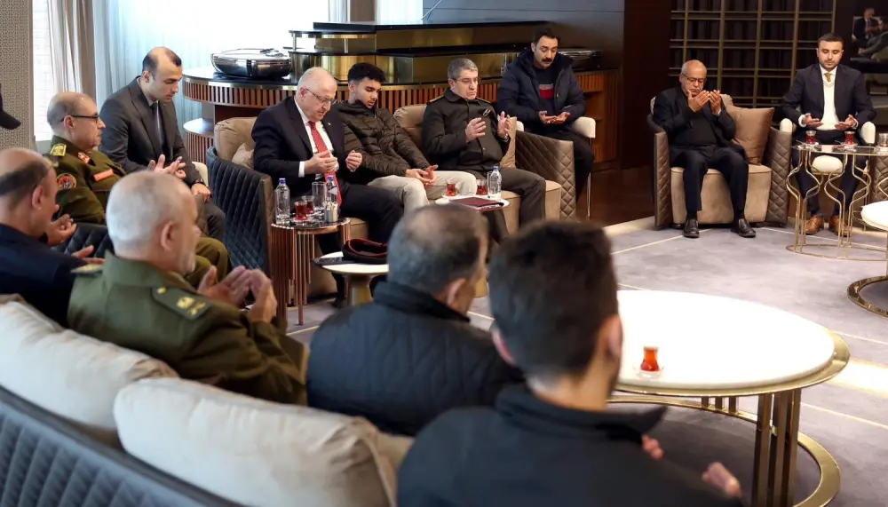 Təyyarə qəzasında həlak olan liviyalı hərbi heyətin yaxınları Türkiyəyə gəldi