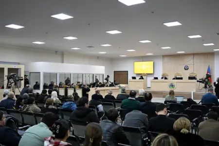 Ermənilərin məhkəməsi: təqsirləndirilən şəxslər onlara təşəkkür etdi