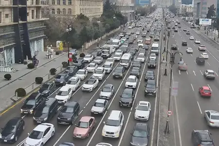 Yollarda tıxac var - Siyahı