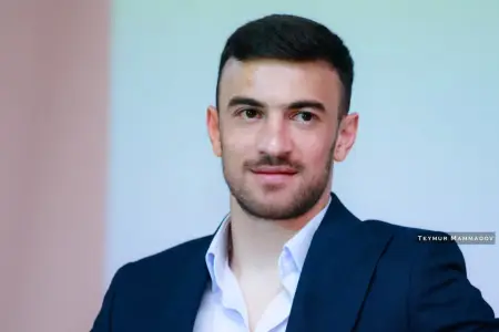 Qara Qarayev "Araz-Naxçıvan"dan ayrıldı