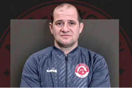 "Araz-Naxçıvan" Qara Qarayevdən sonra baş məşqçi ilə də yollarını ayırdı