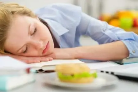 Yeməkdən sonra bu 3 şeyi mütləq edin