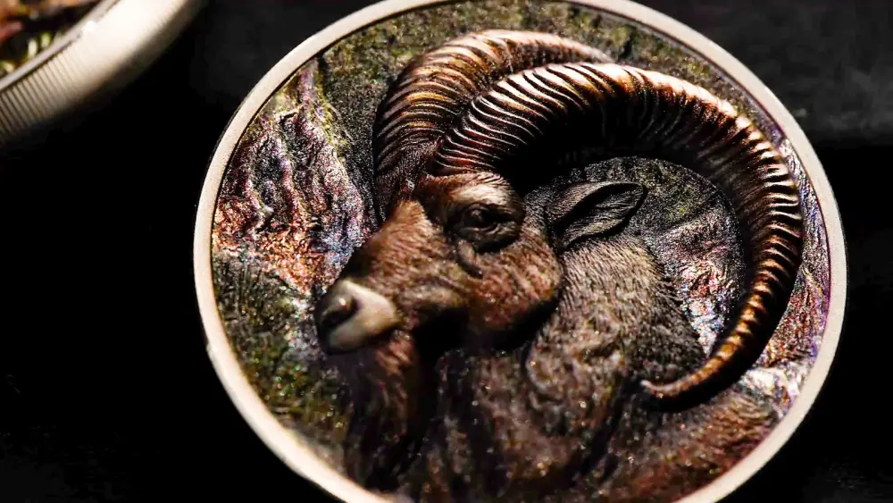 “Nadir fauna növləri” adlı yeni nəsil sikkə və xalça kolleksiyaları təqdim edilib