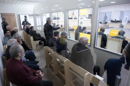 Araik və digərlərinin işi bitdi – məhkəmə müşavirəyə getdi