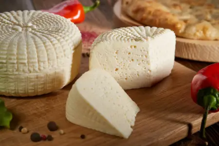 Marketdən pendir almayacaqsınız - Evdə özünüz hazırlayın