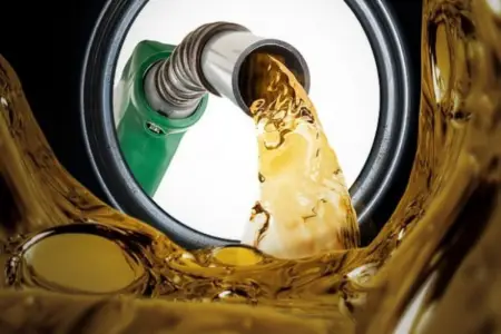 Rusiyada benzin və dizel yanacağının ixracına qoyulan qadağanın müddəti uzadıldı