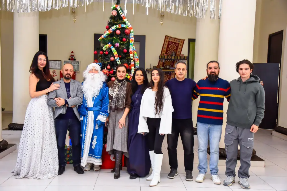 “Qar Kraliçası” yenidən səhnədə – Fotolar