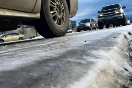 Gecə bəzi ərazilərdə yollar buz bağlayacaq