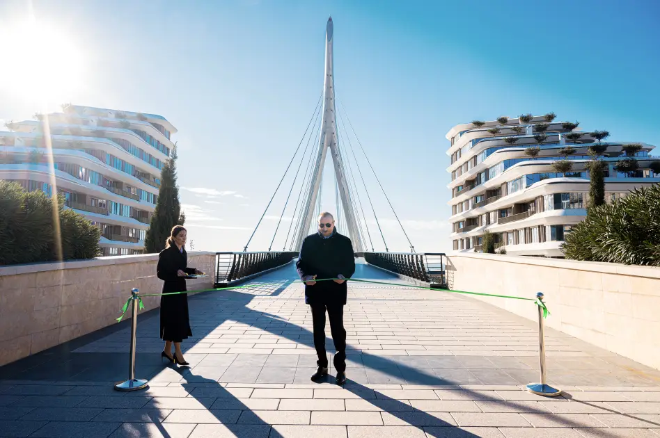 Prezidentlə ailəsinin “Ağ Şəhər”dən - Fotoları