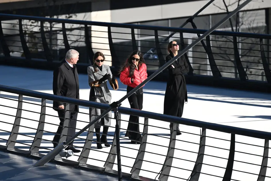 Prezidentlə ailəsinin “Ağ Şəhər”dən - Fotoları