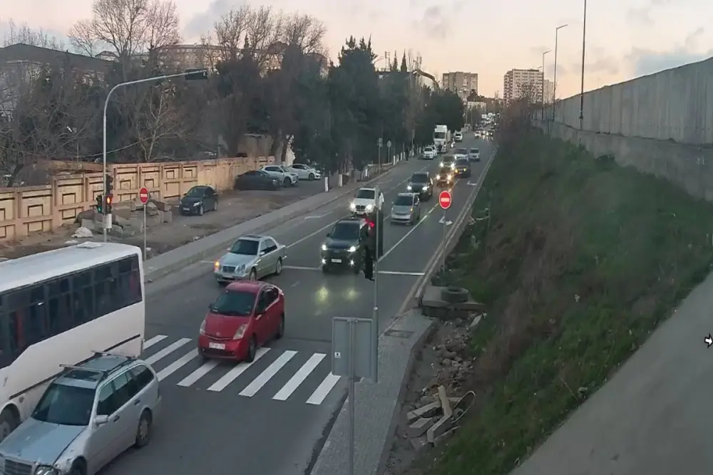 Sürücülərin nəzərinə! Bu yolda yenilik tətbiq edildi