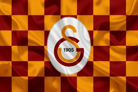 "Qalatasaray" 18 nəfər barəsində cinayət işi açdı