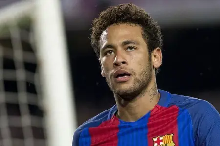 Neymar karyerası ilə bağlı qərar verdi