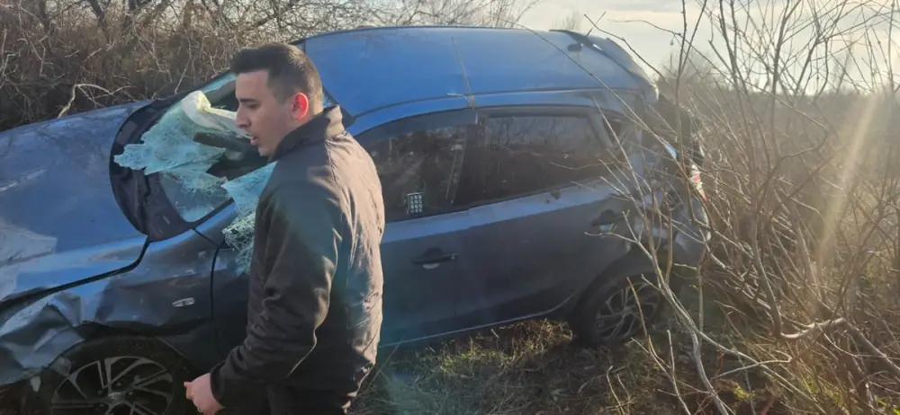 Kürdəmirdə qəza oldu, üç nəfər yaralandı – Fotolar/Yeniləndi