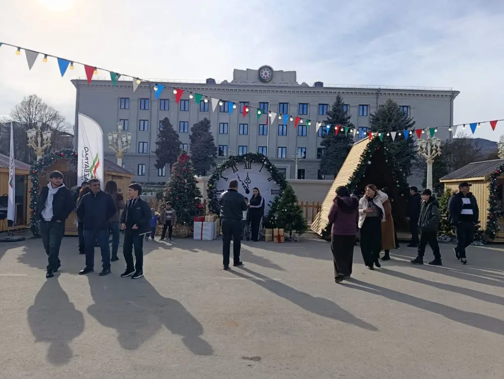 Xankəndidə “Kənddən şəhərə” Yeni il kənd təsərrüfatı yarmarkası təşkil olundu – Fotolar