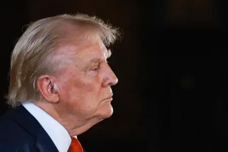 Tramp Venesueladakı əməliyyatı iqamətgahından izləyib