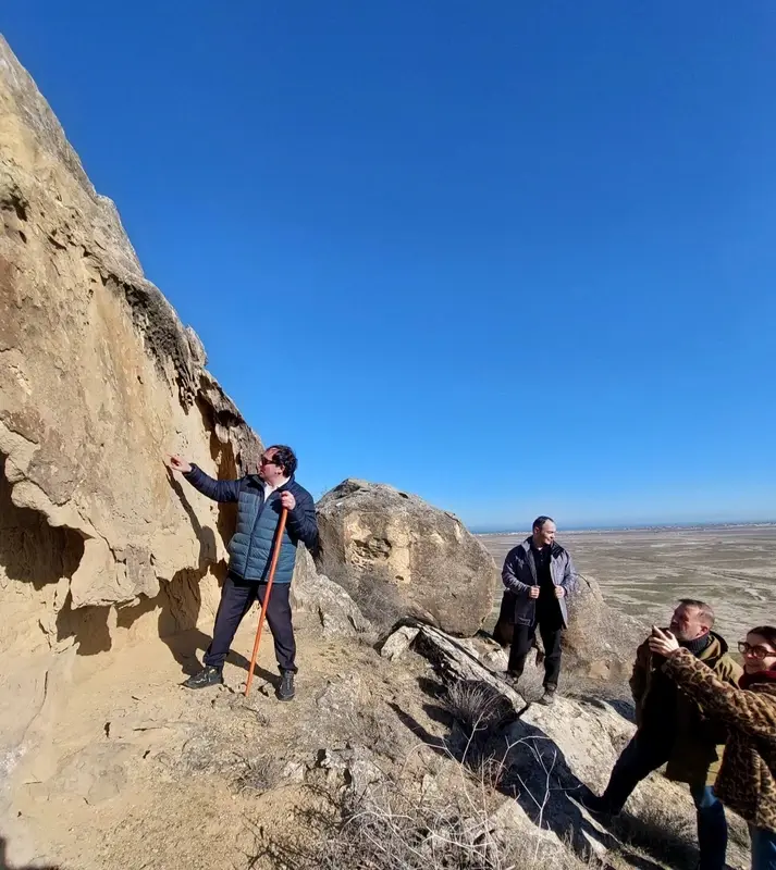 Qobustanda yeni qayaüstü təsvir tapıldı