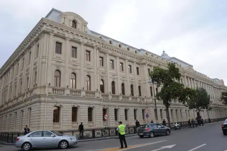 Bu məktəbi polis 24 saat qoruyacaq