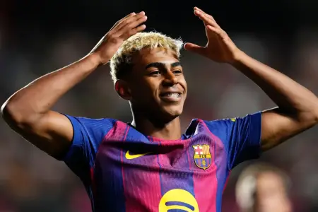 Lamin Yamal ən yaxşı seçildi